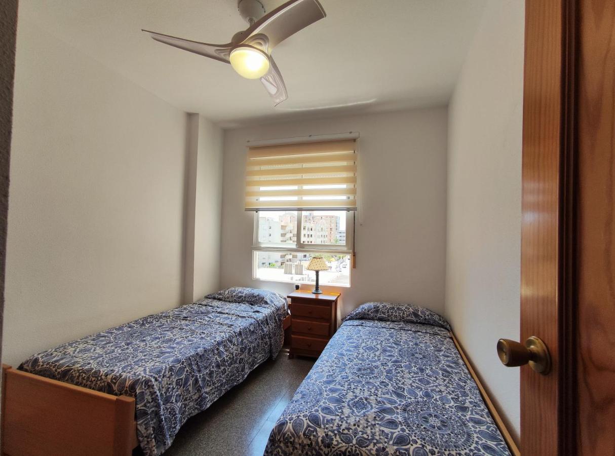 1ª Linea Del Mar 2 Habitaciones 2 Banos, Parking Subterraneo Incluido, Mascotas เอลกัมเปโญ ภายนอก รูปภาพ